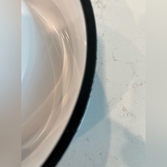 Set of 2 matching large dog bowls - Picture 8 of 8